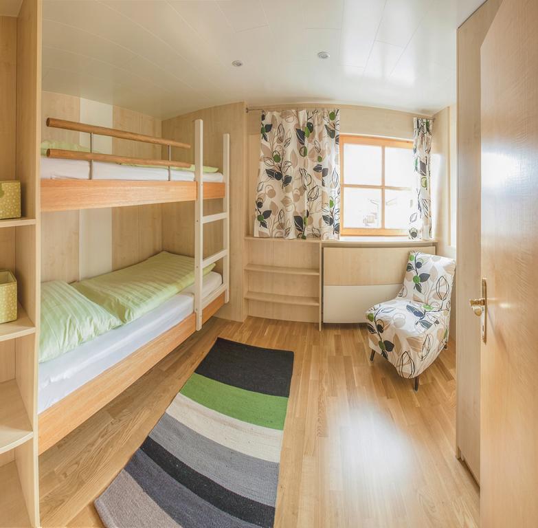 Haus Battlogg Apartment Bartholomäberg Екстериор снимка