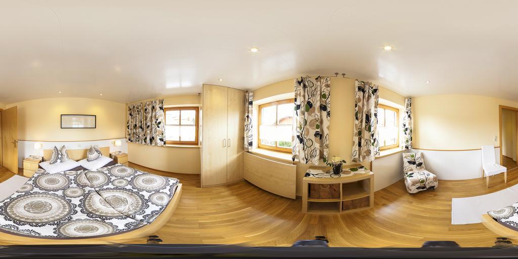 Haus Battlogg Apartment Bartholomäberg Екстериор снимка